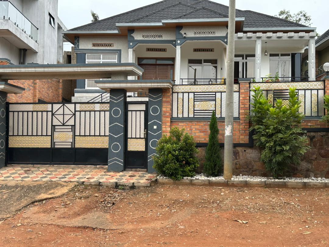 House for Rent/inzu ikodeshwa