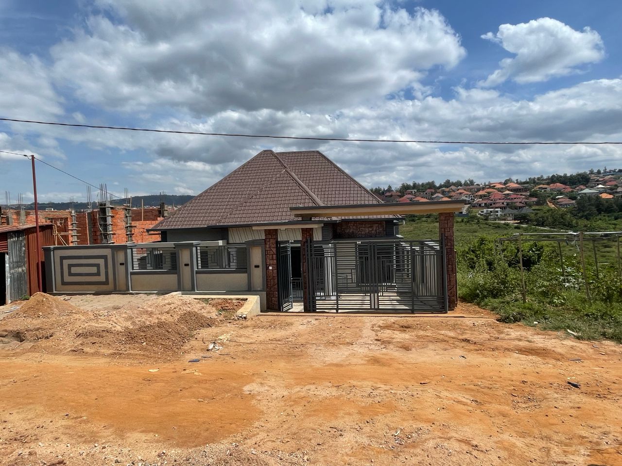 HOUSE FOR SALE IN  KICUKIRO
