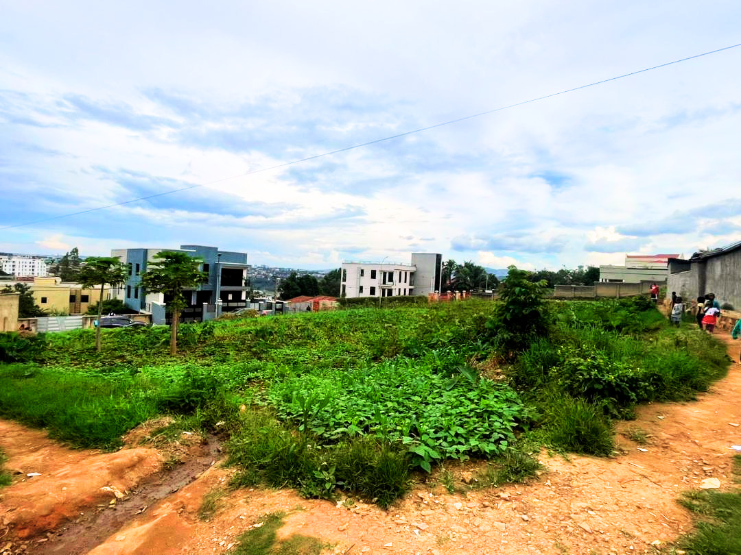 Plot in Gasabo