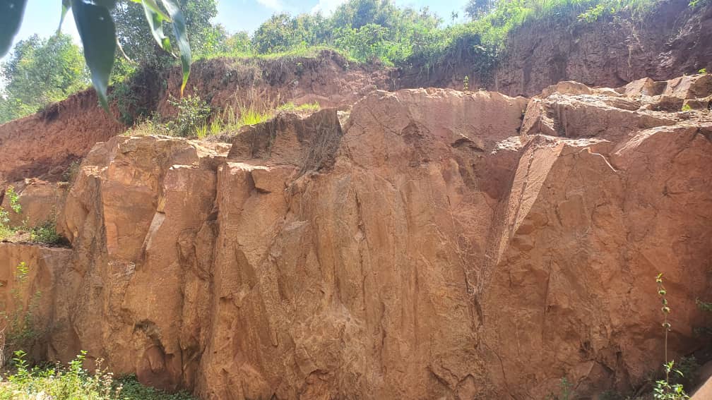 PRIME MINING ( ikirombe kigurishwa) PLOT FOR SALE -Bumbogo,Kigali